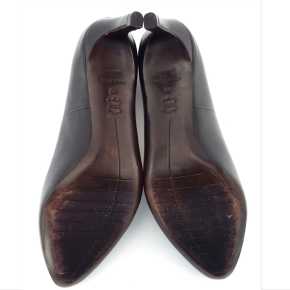 Cole Haan Black Leather Almond Toe Classic Pumps 9 - Picture 6 of 8